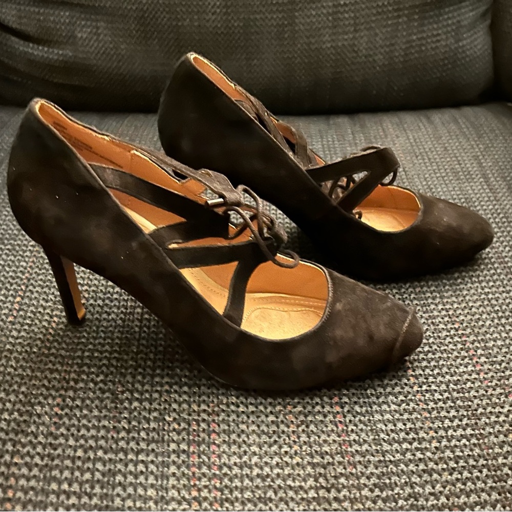 WENDY WILLIAMS Collection Black Suede Tie-up Pumps SHOES size 7.5 Stiletto Heel